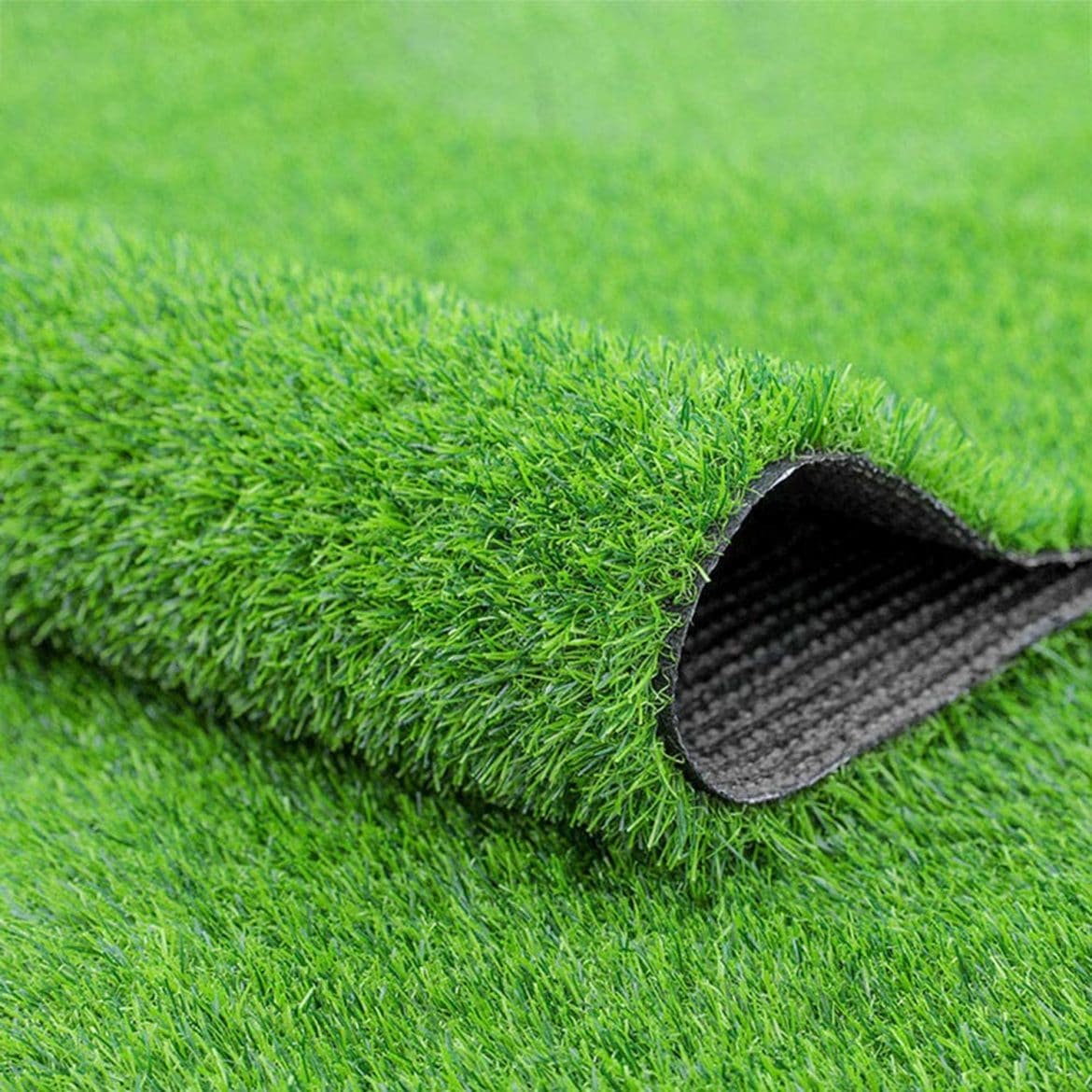 Artificial Grass for Pets: A Safe and Durable Option for Your Furry Friends